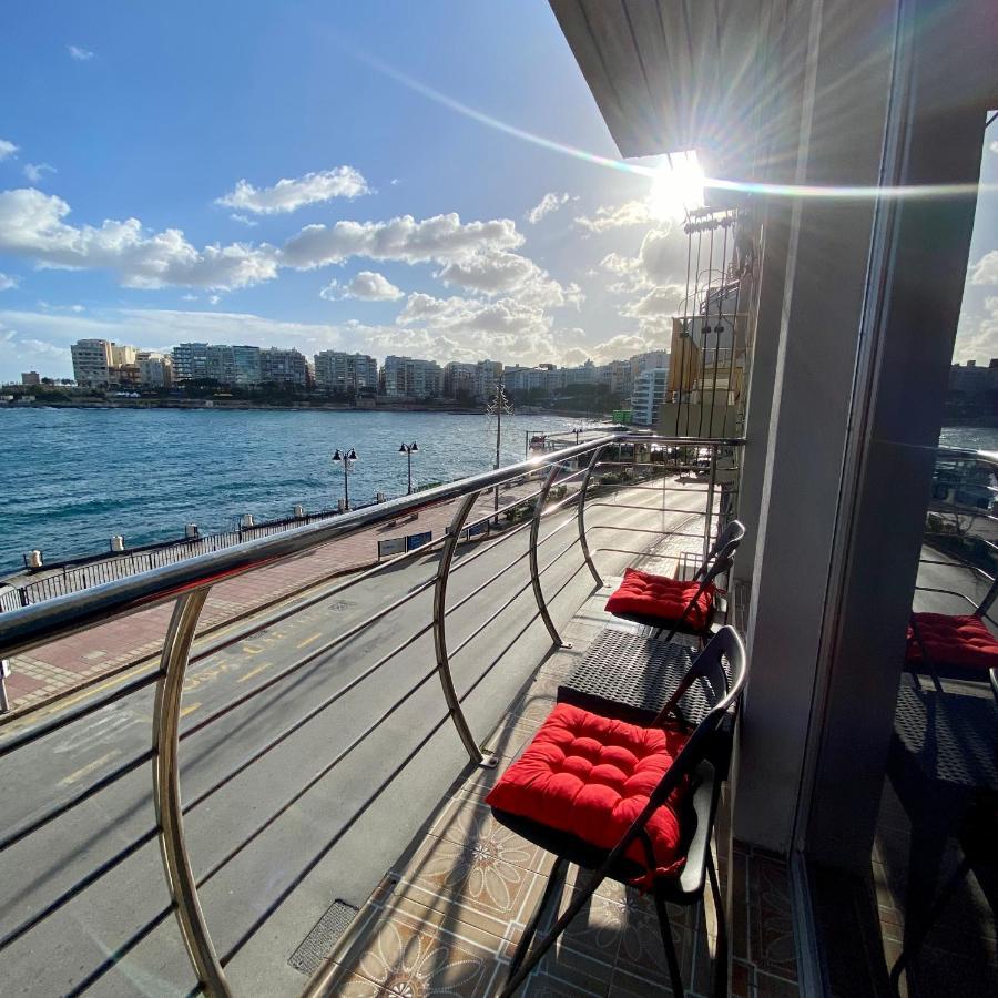 F2 - Lovely Two Bedrooms Flat Sea View, St Julians St. Julian's