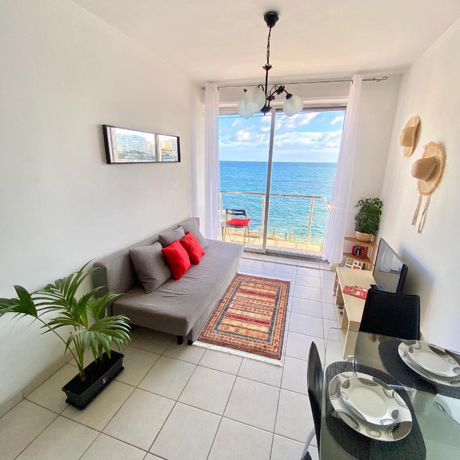 F2 - Lovely Two Bedrooms Flat Sea View, St Julians Lägenhet St. Julian's